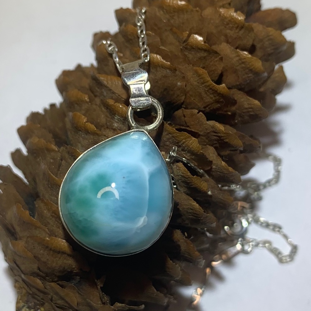 Necklace in 925 silver with larimar